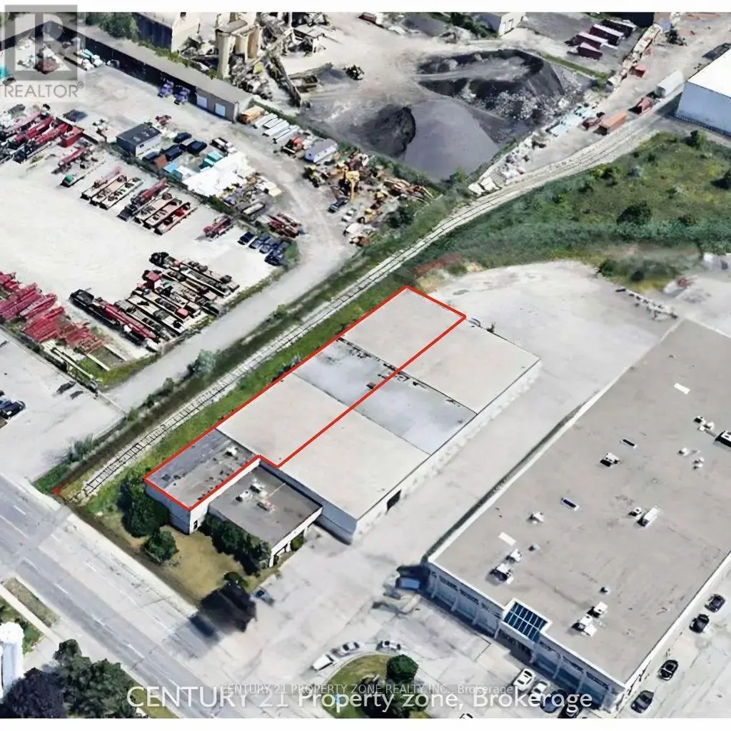 321 Humberline Drive, Toronto (West Humber-Clairville)